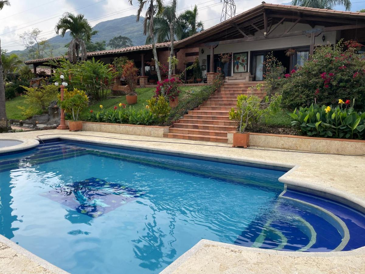 Finca Hotel Villa Camila Copacabana Exterior photo